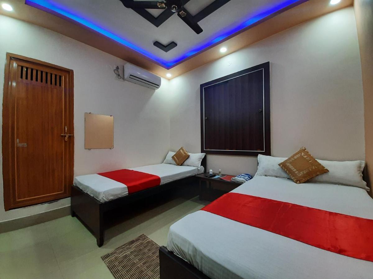 Hotel Shakuntla Palace - 400 Meters Away From Vishnu Pad Temple 7 Mins Walk Гая Экстерьер фото