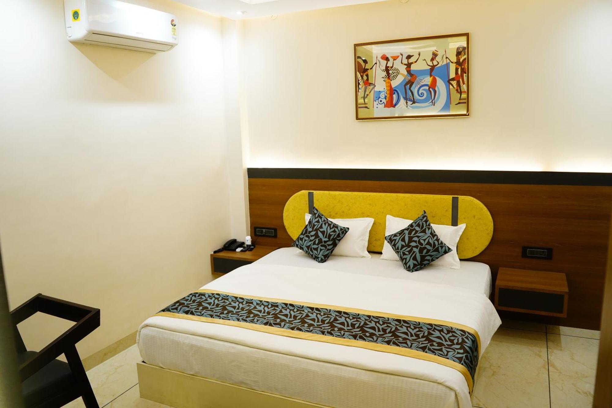 Hotel Shakuntla Palace - 400 Meters Away From Vishnu Pad Temple 7 Mins Walk Гая Экстерьер фото