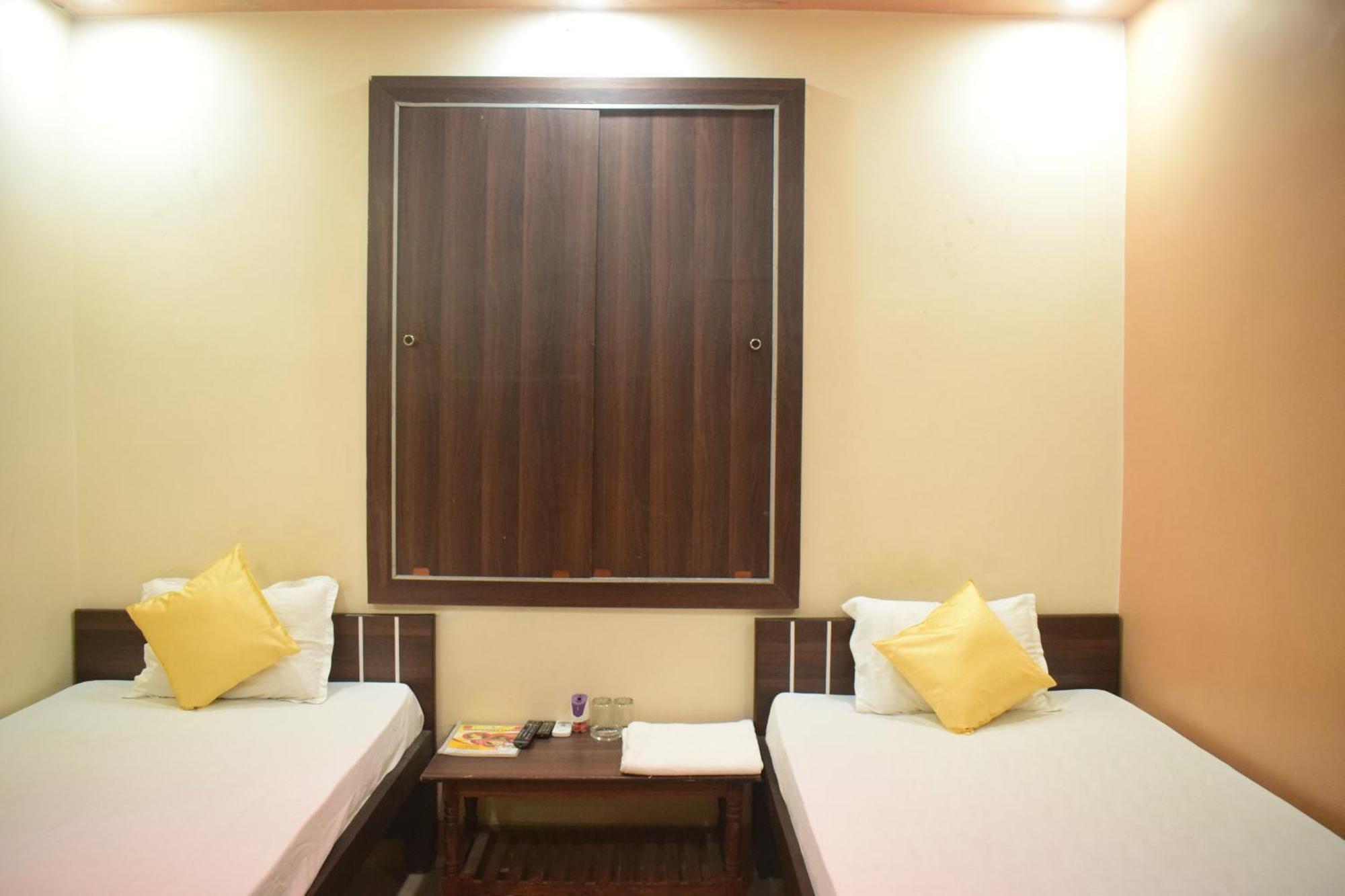 Hotel Shakuntla Palace - 400 Meters Away From Vishnu Pad Temple 7 Mins Walk Гая Экстерьер фото